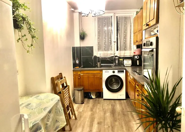 Private Room 20 Minutes From Eiffel Tower